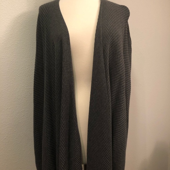 Eileen Fisher Gray Ribbed Waterfall Cardig…